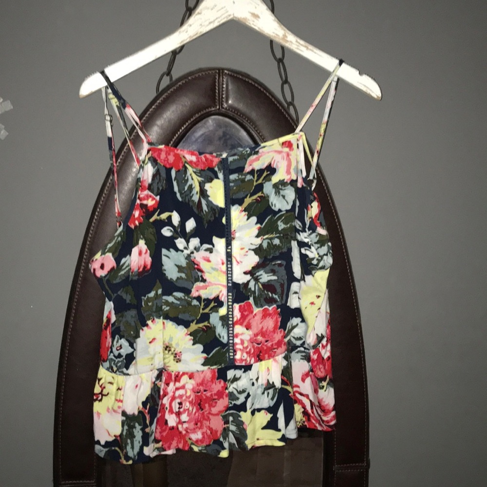 Floral boutique top.